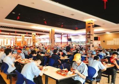 为什么大企业都选择食堂外包？企业管理的深层考量与餐饮管理服务的价值